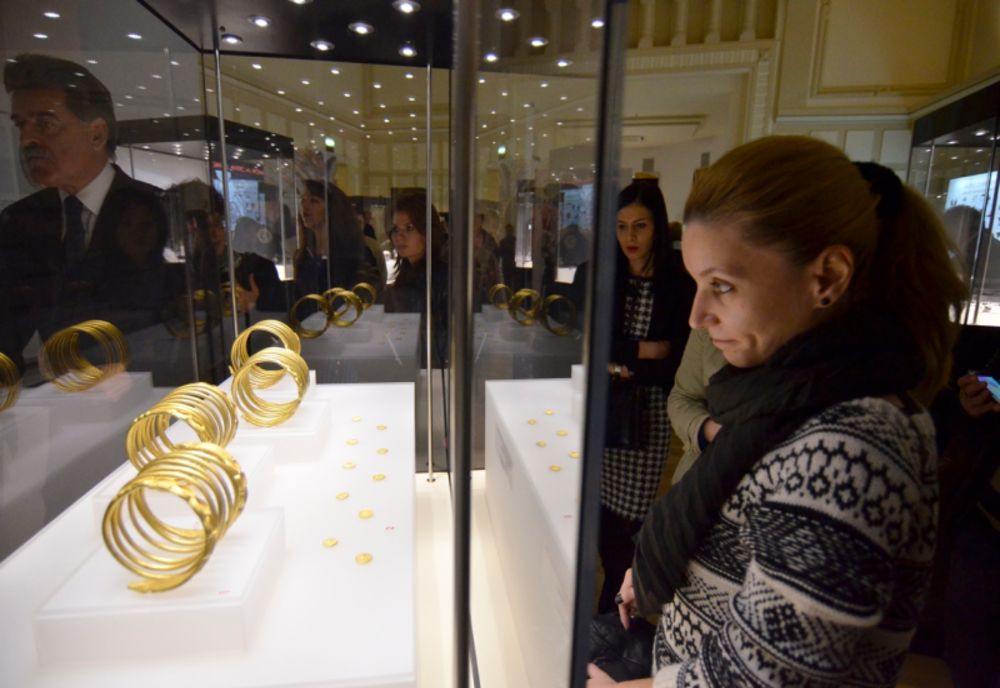 ROMÂNII, SUSPECȚI ÎN JAFUL DE LA MUZEUL DRENTS: TEZAURUL DACIC AR PUTEA FI FOLOSIT PENTRU OBȚINEREA UNOR RĂSCUMPĂRĂRI