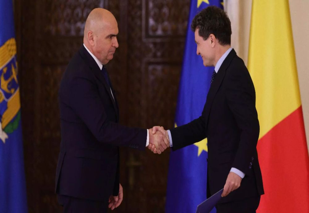 GUVERNUL BOLOJAN A DEPUS JURĂMÂNTUL LA PALATUL COTROCENI: ”ÎNCEPEM AZI UN NOU CAPITOL. DIN ACEASTĂ SEARĂ NE VOM DA MĂSURA CAPACITĂȚII NOASTRE” LIVE