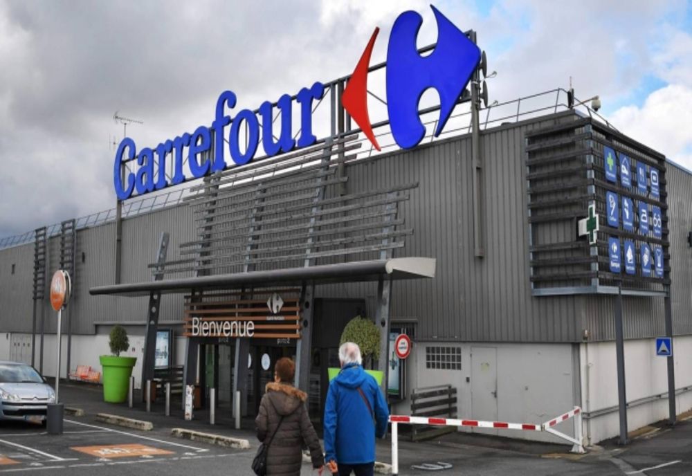 Carrefour rupe tăcerea după zvonurile privind retragerea din România. Ce transmite compania despre viitorul rețelei în țara noastră
