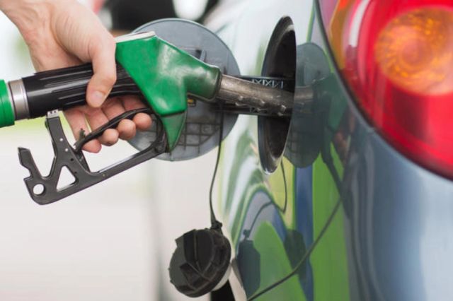 Bogdan Ivan: Mecanism pentru a preveni majorarea artificială a tarifelor la pompă