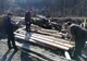 FOTO | L-ai văzut? Bărbat căutat de poliţişti după ce a furat două genţi de pe strada Piezișă