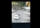 Impact violent surprins de camerele de supraveghere! Femeie aflată pe trotinetă lovită de maşină (VIDEO)