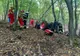 Un bărbat şi-a pierdut viaţa după ce s-a răsturnat cu tractorul în pădure (FOTO)
