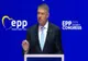 PREŞEDINTELE KLAUS IOHANNIS A SEMNAT MAI MULTE DECRETE PENTRU ACORDAREA GRADULUI DE AMBASADOR