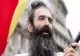 CEZAR AVRĂMUȚĂ, „STEGARUL DAC”, RĂMÂNE ÎN AREST PREVENTIV DUPĂ DECIZIA TRIBUNALULUI BUCUREȘTI