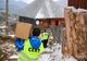 130 de familii izolate din Munții Apuseni primesc alimente de Paști de la salvatorii voluntari CERT