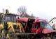 FOTO | Accident rutier: trei răniţi după impactul dintre un microbuz şi un autoexcavator