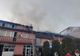 FOTO | Incendiu violent la un ansamblu de clădiri din Gherla! Locatarii au fost evacuați 
