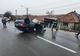 FOTO | Accident în judeţul Cluj! O maşină s-a răsturnat pe şosea