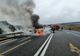 Incendiu violent pe Varianta de Ocolire Cluj Est! O autoutilitară încărcată cu mobilă a fost distrusă de flăcări